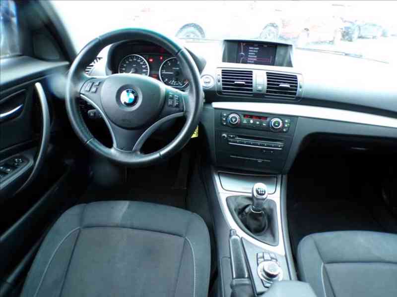 BMW Řada 1 - 2,0D 100kW - foto 5