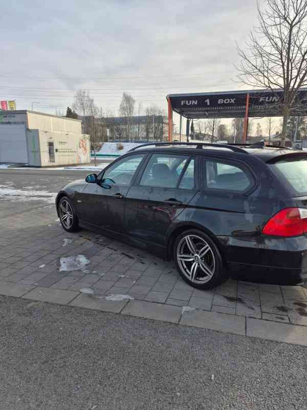 BMW Řada 3 2,0   E91 - foto 6