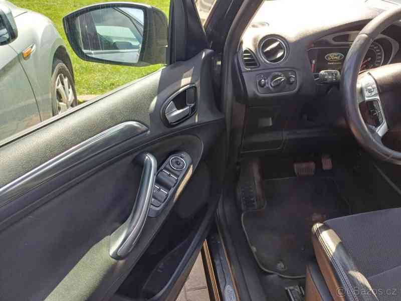 Ford Galaxy 2,0 TDCi Automat 7MÍST Titánium - foto 3