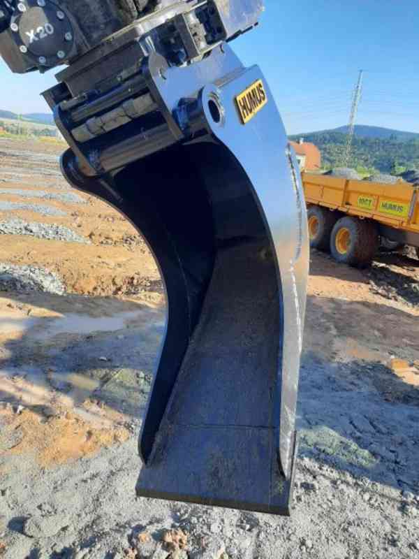 komplet! 20t bagr Volvo EW160 tilt+2D nivelace /přívěs - foto 12