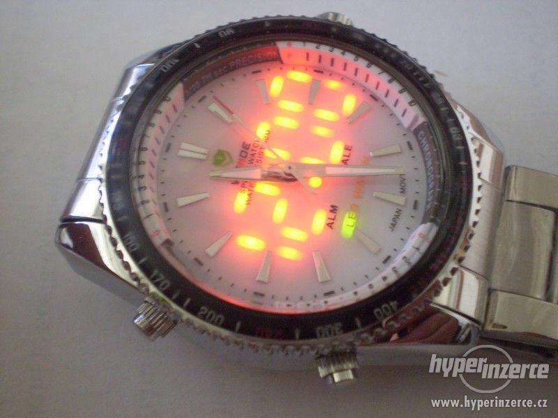 letecké multifunkční hodinky s led displejem WEIDE - foto 4