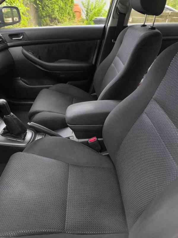 Toyota Avensis 1.8 VVT-i Sol - foto 3