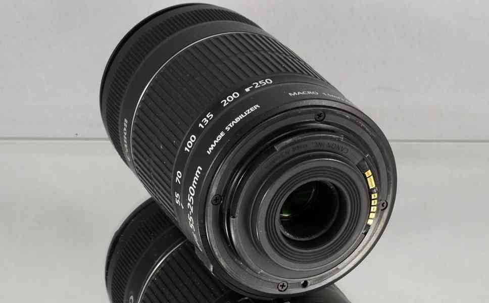 Canon EFS 55-250mm f/4-5.6 IS II *APS-C TELE-ZOOM  - foto 5