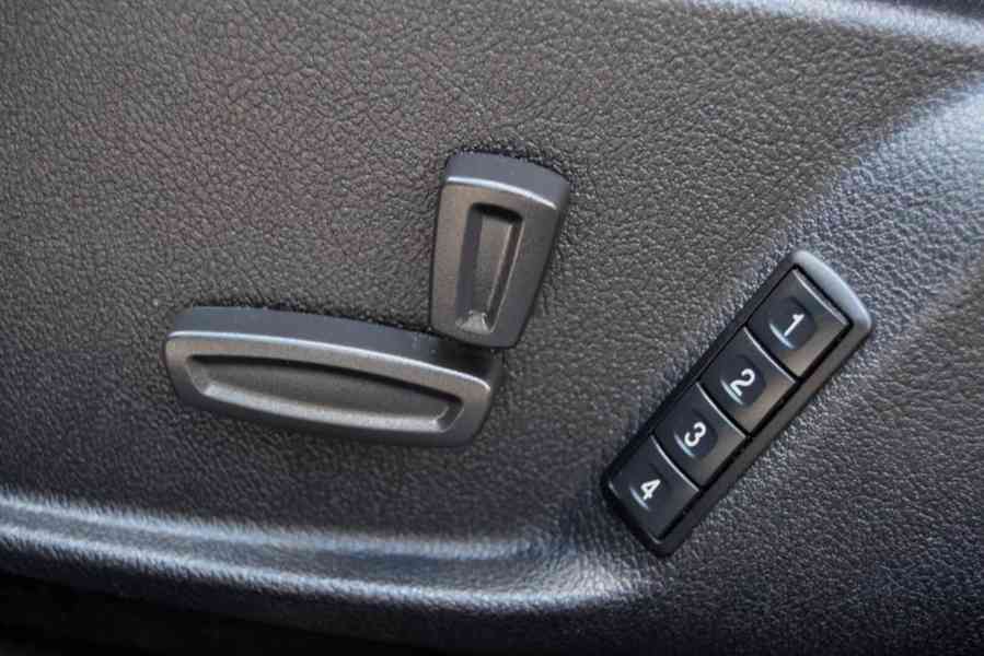 Ford Mondeo 2.0TDCI 103kW Champions Edition kombi - foto 8