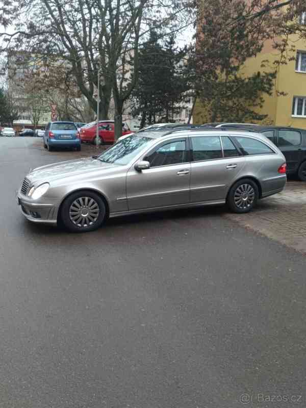 Mercedes-Benz Třídy E 2,7   e 270cdi 2003 - foto 1