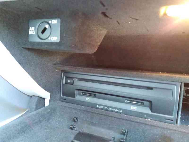 AUDI A6 3.0 TDI V6 QUATTRO AUTOMAT,KŮŽE - foto 32