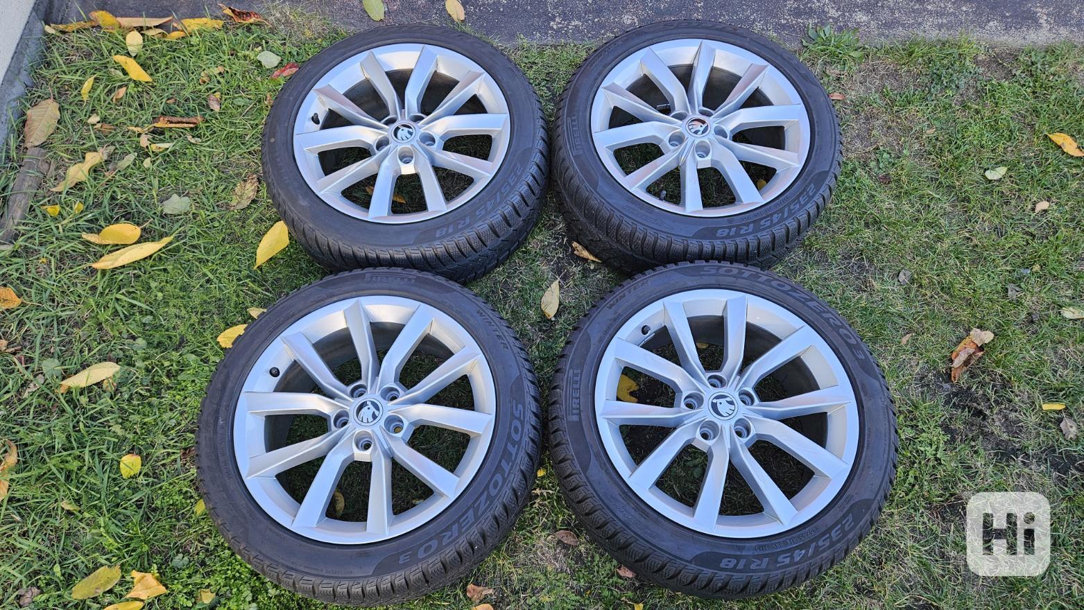 Škoda Superb elektrony alu kola 18" pneumatiky 235/45R18 - foto 1