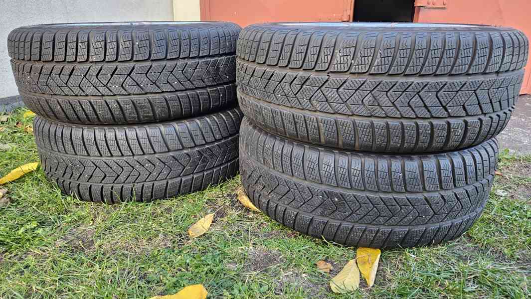 Škoda Superb elektrony alu kola 18" pneumatiky 235/45R18 - foto 6