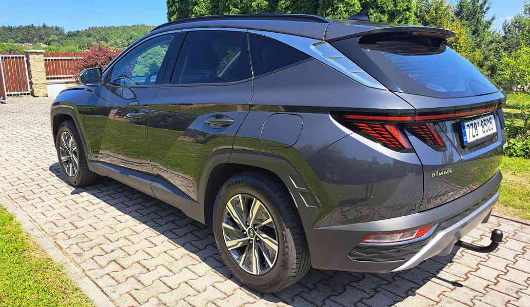 Hyundai Tucson 1,6 T-GDI/MHEV 110kW, r. 2022 v Čr. - foto 5