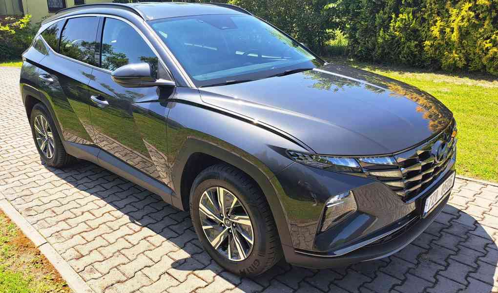 Hyundai Tucson 1,6 T-GDI/MHEV 110kW, r. 2022 v Čr. - foto 4