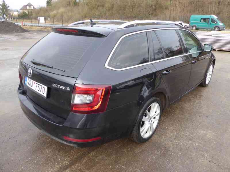 ŠKODA Octavia Combi Style 1,6 TDI 85 kW - foto 5