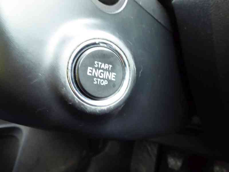 ŠKODA Octavia Combi Style 1,6 TDI 85 kW - foto 20