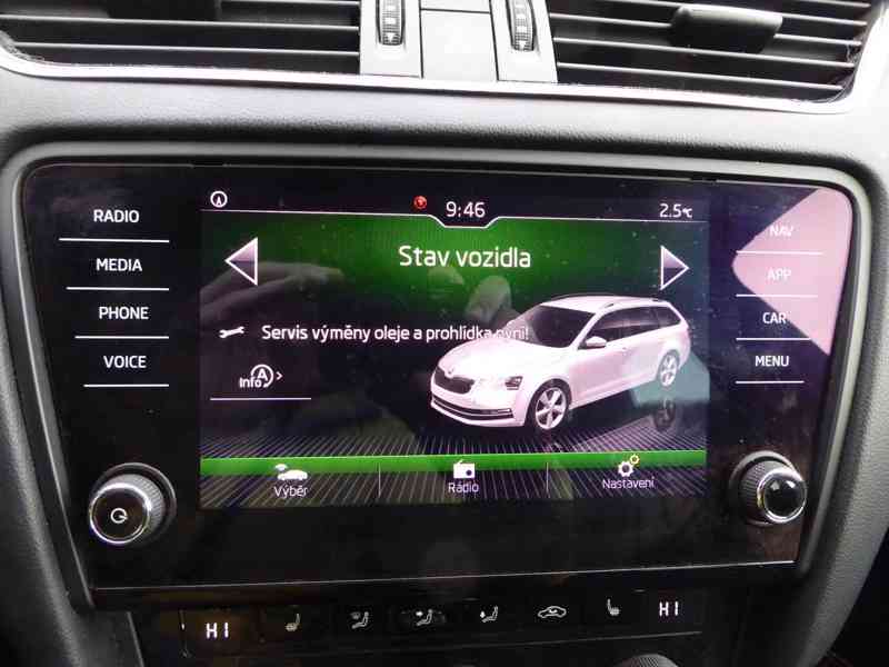 ŠKODA Octavia Combi Style 1,6 TDI 85 kW - foto 23