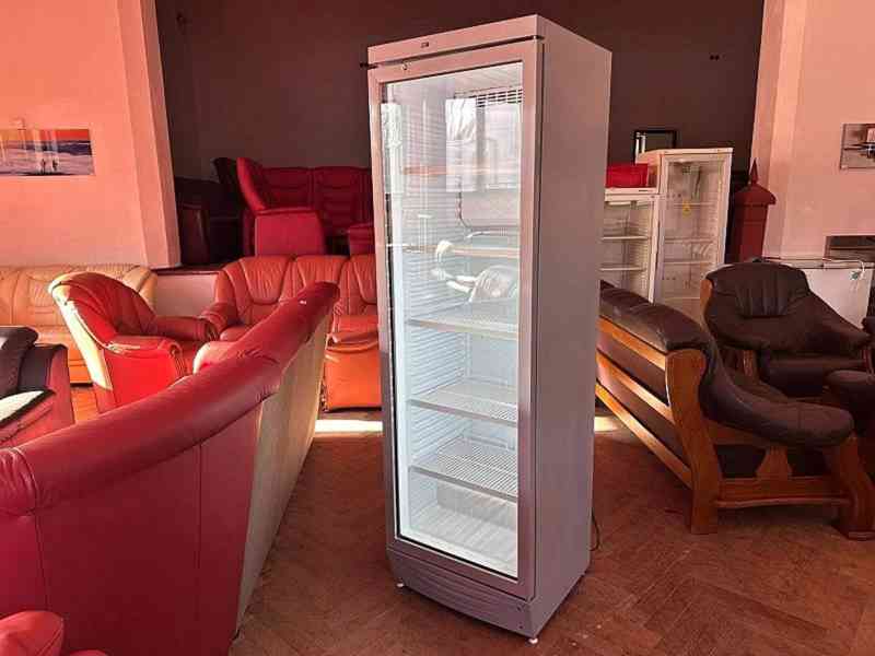  962 Prosklená lednice chladnice vitrína objem 355 litrů   - foto 2