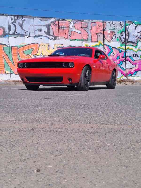 Pronájem vozu Dodge / Dodge car rental