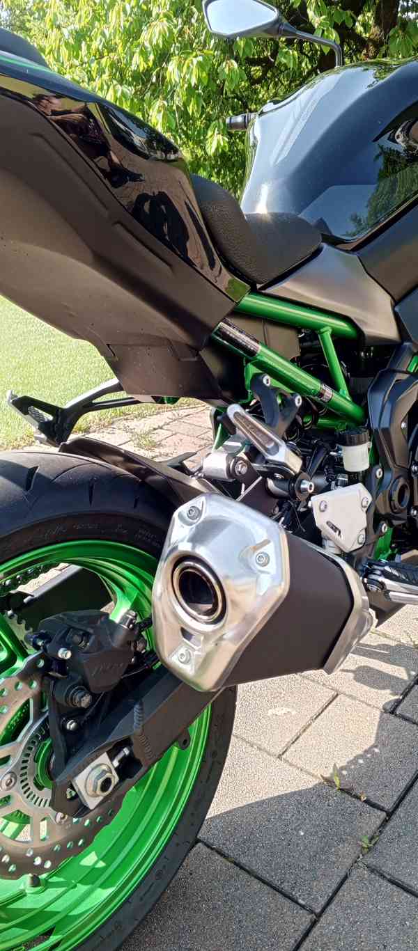 KAWASAKI Z900 - foto 11