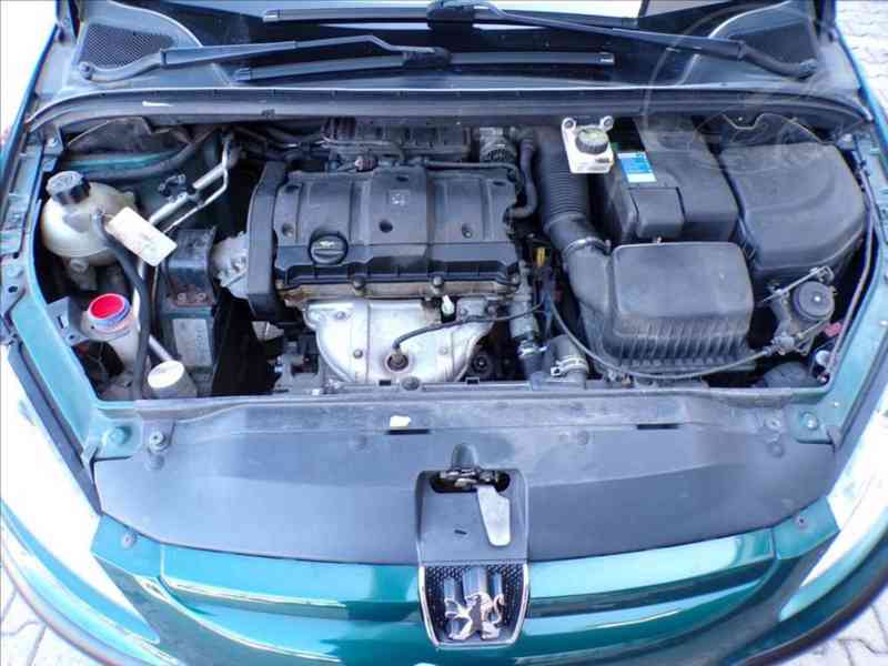 Peugeot 307 1,6 i KLIMA-HNED ODJÍŽDÍTE - foto 14