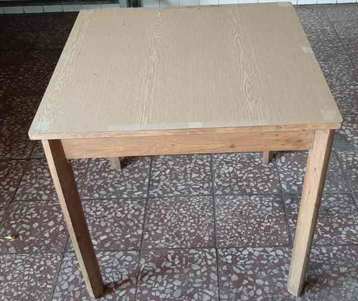 Stolek dřevěný deska lamino 800x800x760 (15109.) - foto 1
