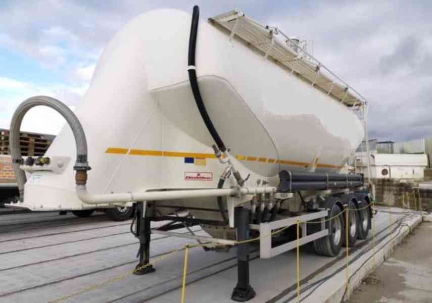 35m3 silo návěs 39/35.5t cisterna Kaessbohrer SSL35 - foto 2