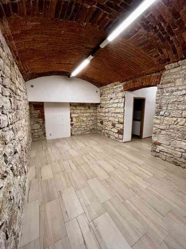 Nebytový prostor po rekonstrukci, Praha 2 Belgická  - foto 3