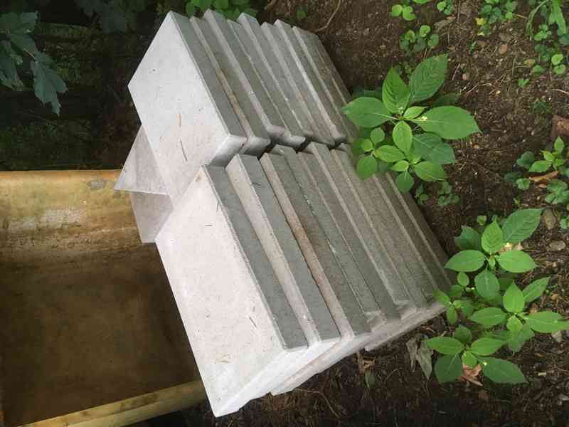 Betonové stříšky - foto 1