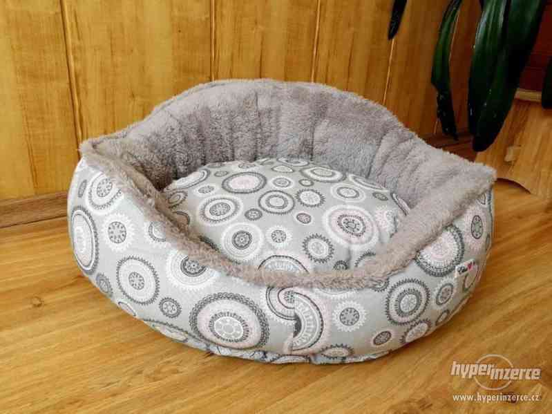 Pelíšek pro menší plemena psů a kočičky - foto 2