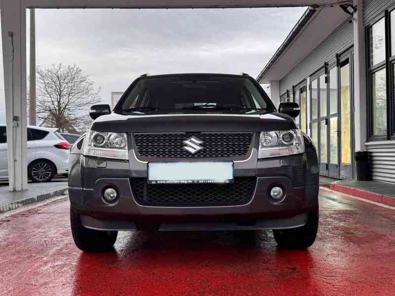 Suzuki Grand Vitara 2.4i Club Aut. benzín 124kw - foto 9