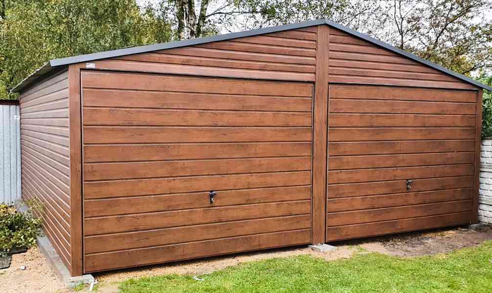 Plechová garáž 6x5m  Imitace dřeva 2x výklopná vrata TS210 - foto 3