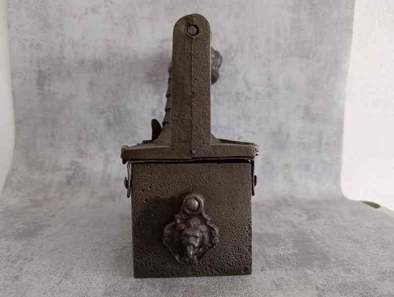 Obrovská atypická komínová žehlička, 9,65kg TOP - foto 9