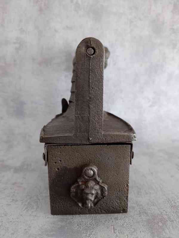 DRAK atypická žehlička do vaší sbírky. Doprava zdarma - foto 9