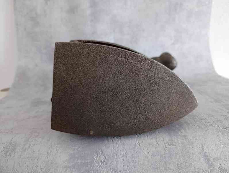 DRAK atypická žehlička do vaší sbírky. Doprava zdarma - foto 15