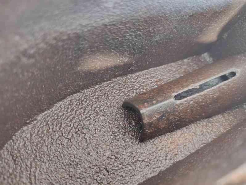 Obrovská atypická komínová žehlička, 9,65kg TOP - foto 16