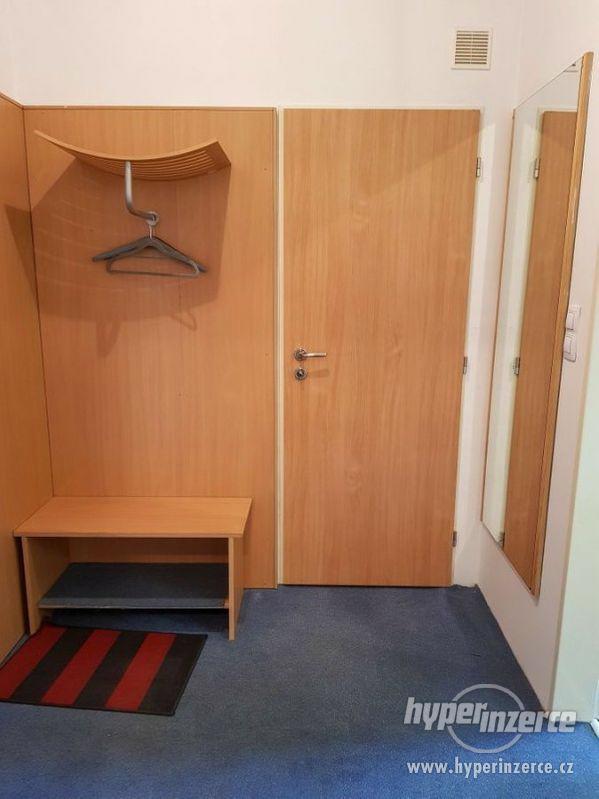 Pronájem bytu Poděbradská 777/9 - foto 6