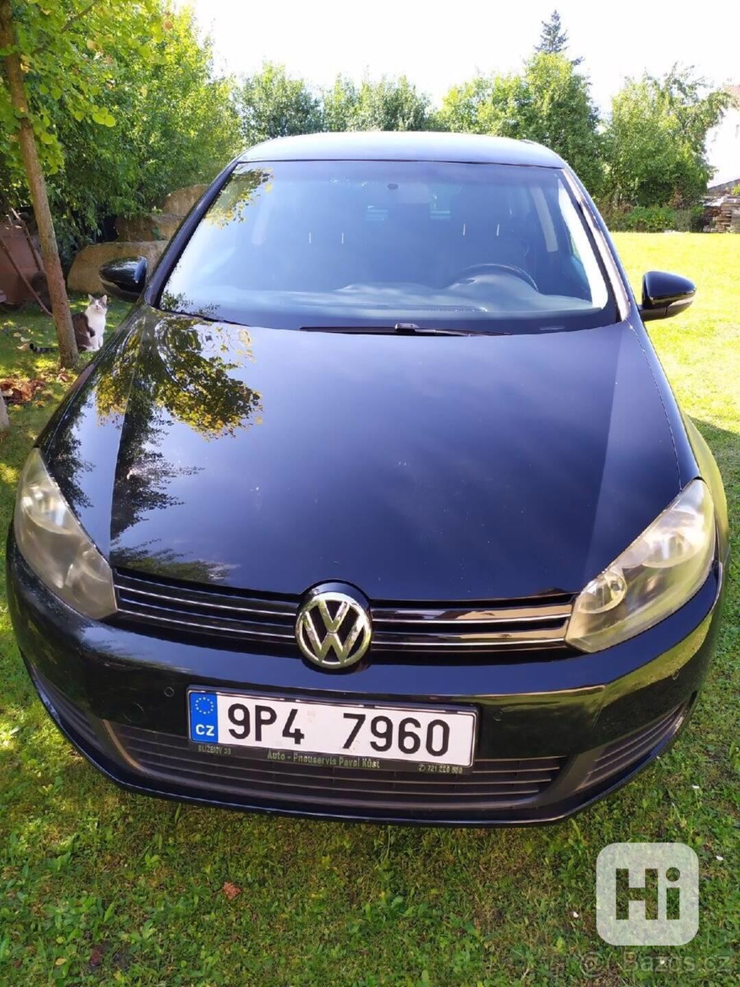 Volkswagen Golf 1,4   i 59kW Comfortline černá - foto 1