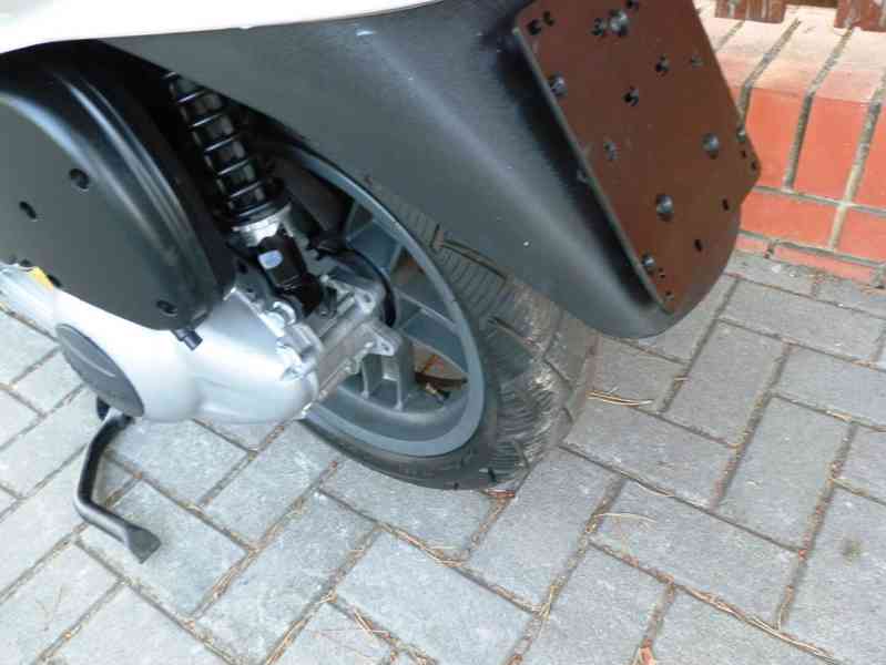 Piaggio X-Evo 125 2012 - foto 9