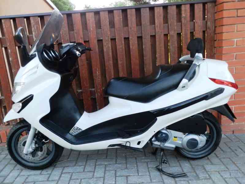 Piaggio X-Evo 125 2012 - foto 4