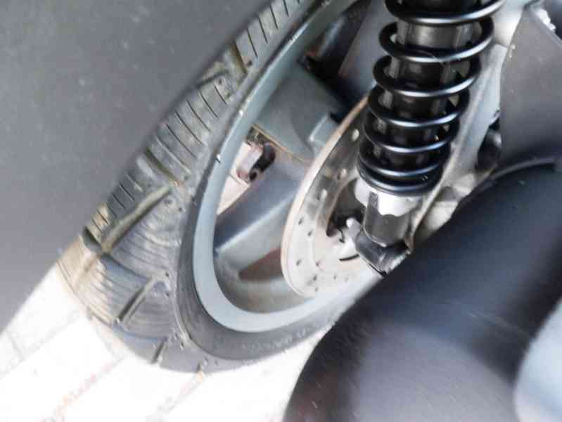 Piaggio X-Evo 125 2012 - foto 26