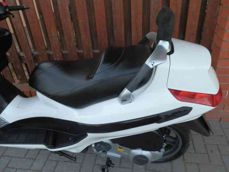Piaggio X-Evo 125 2012 - foto 10