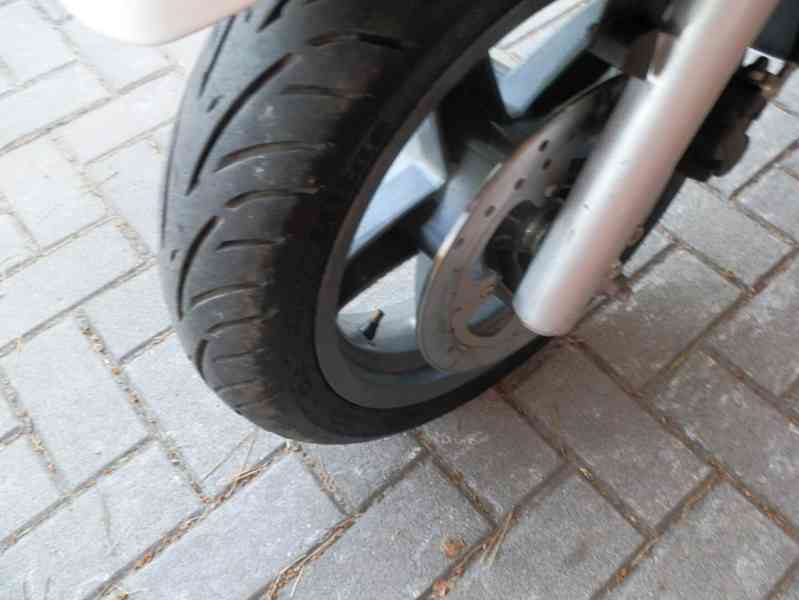Piaggio X-Evo 125 2012 - foto 30