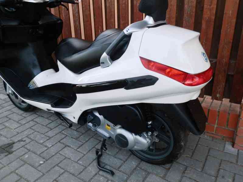 Piaggio X-Evo 125 2012 - foto 8