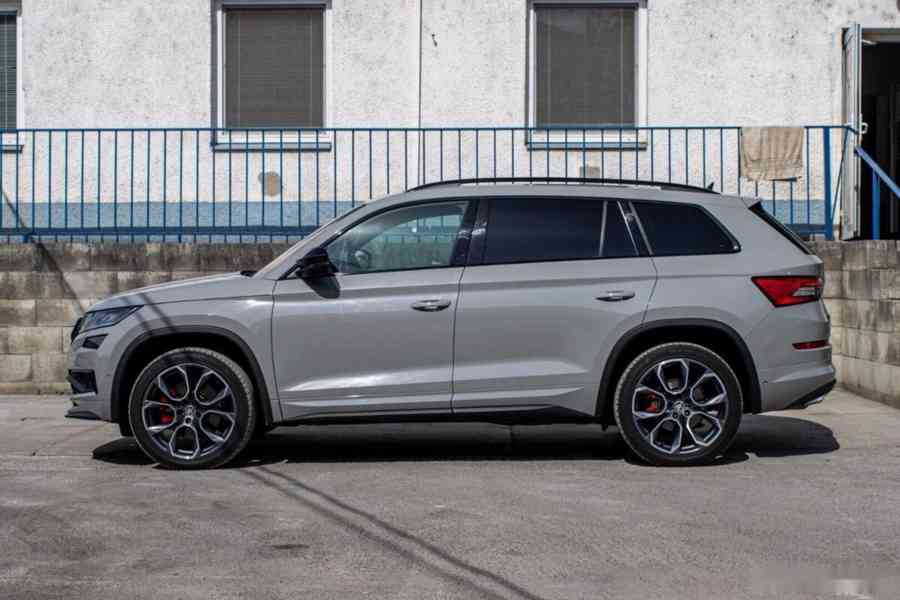 Škoda Kodiaq 2.0 TDI SR RS DSG 4x4 - foto 8
