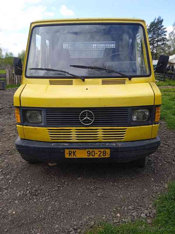 Mercedes T1 209 d   - foto 1