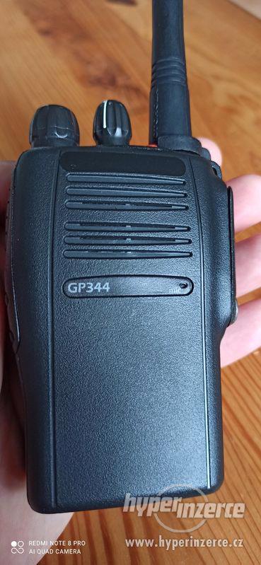 Radiostanice Motorola Gp344 VHF 136-174MHz 16kanal - foto 1