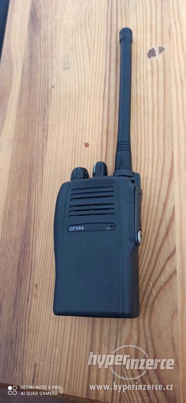 Radiostanice Motorola Gp344 VHF 136-174MHz 16kanal - foto 2