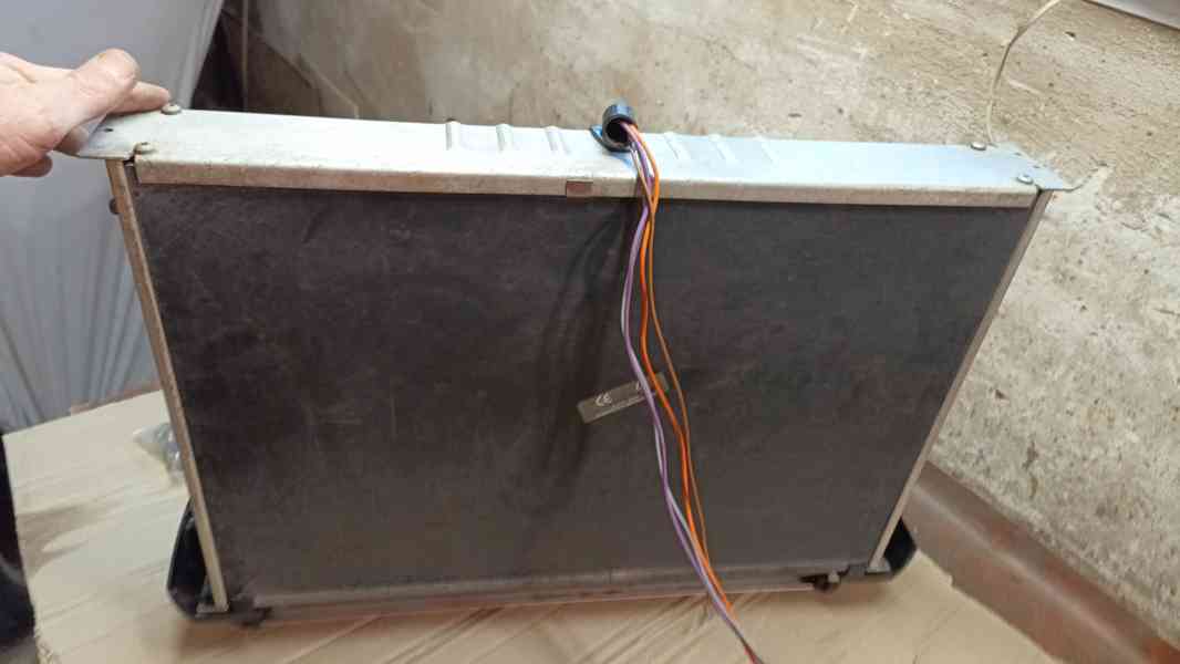 Elektrický schůdek THULE pro karavan  - foto 5