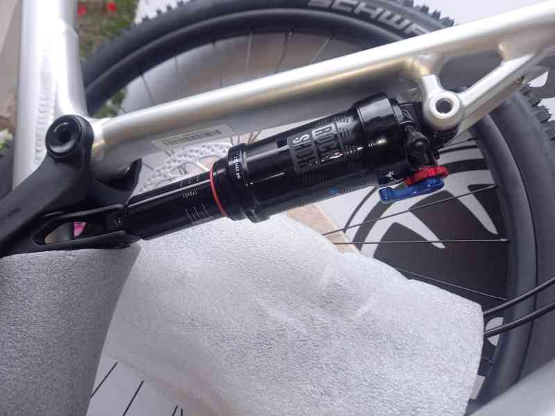 Celoodpružené jízdní kolo Škoda- Superior MTB+ Shimano Deore - foto 15