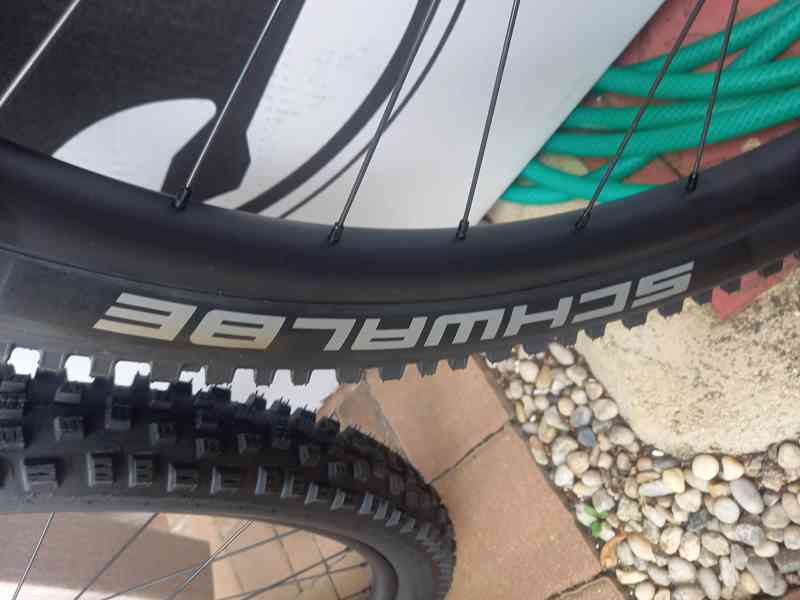 Celoodpružené jízdní kolo Škoda- Superior MTB+ Shimano Deore - foto 10