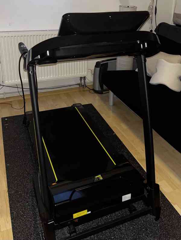 Nový běžecký pás+doplňky (ZÁRUKA) - foto 3