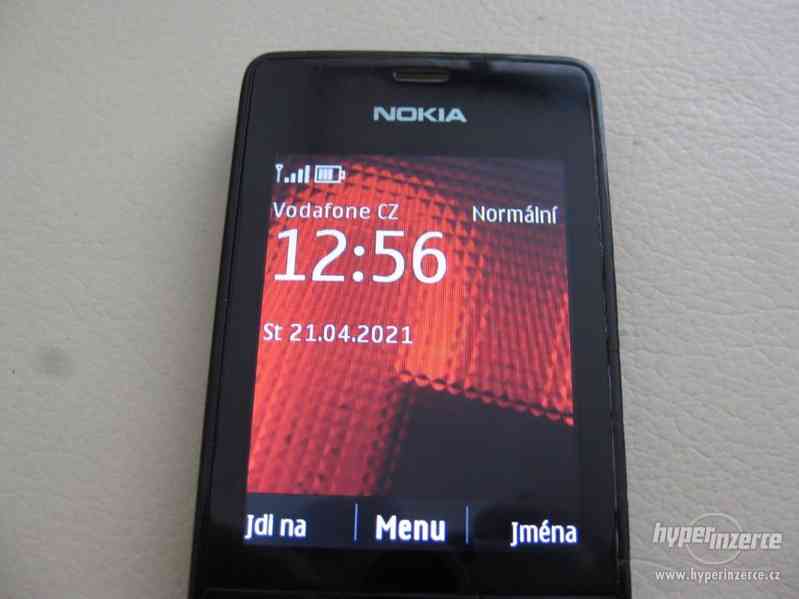 Nokia 515 - plně funkční mobilní telefon s kovovým krytem - foto 3