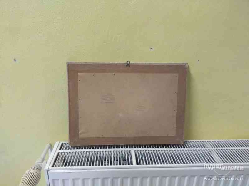 Obraz malovaný na desce signován vpravo dole - foto 8